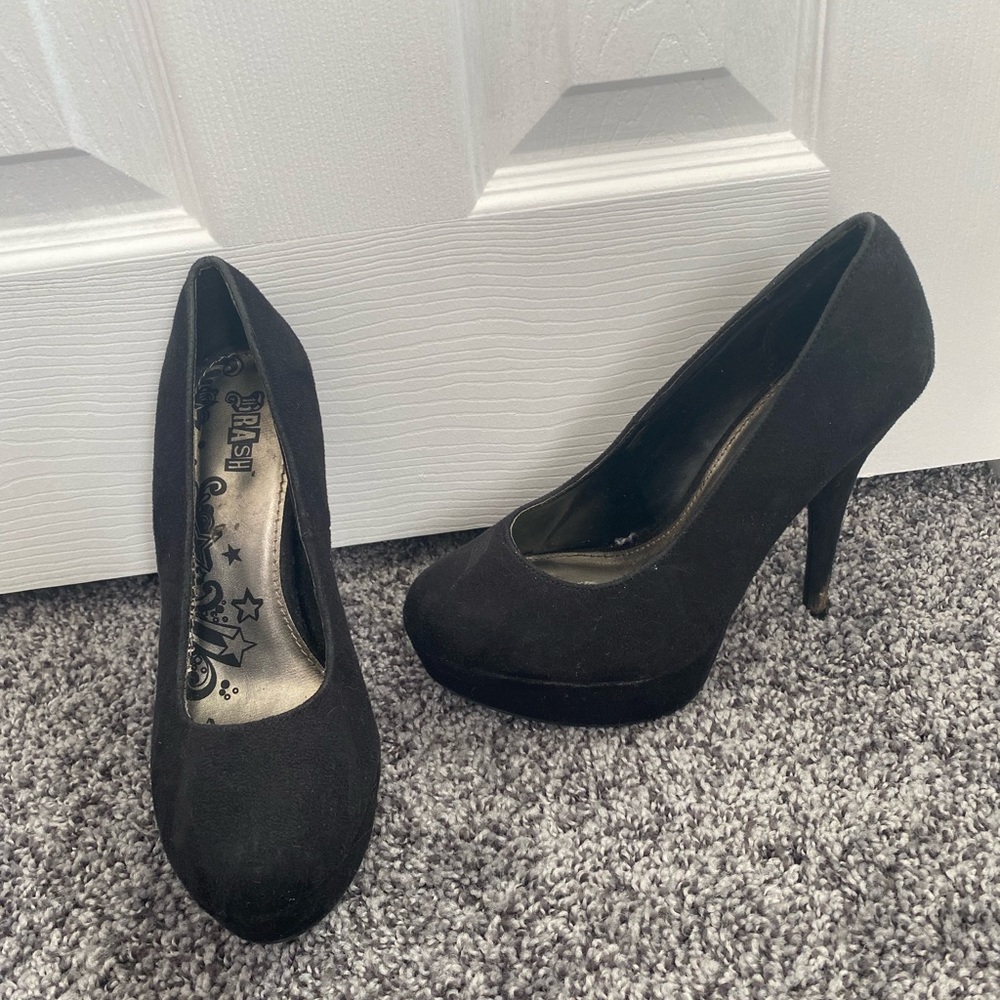 Black 6 inch platforms heels